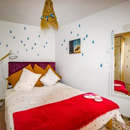 בית נופש Old Town House אסטפונה